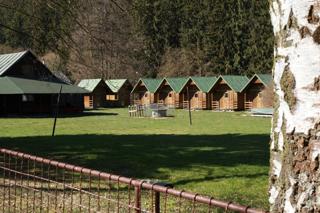 tábor Chřenovice chatky